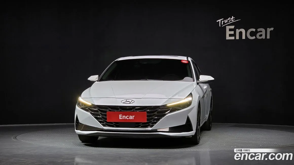Hyundai AVANTE — фото 3