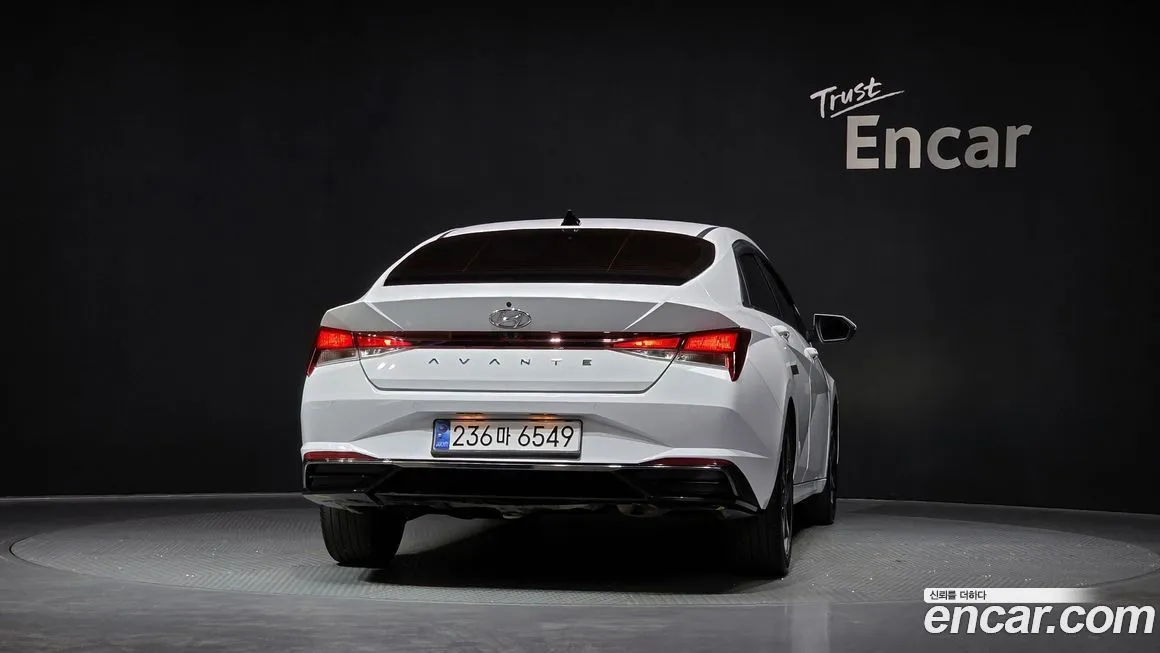 Hyundai AVANTE — фото 2