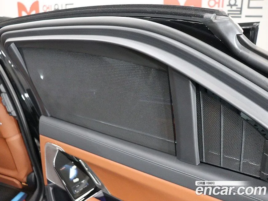 BMW i7 2024 из KR, фото 8