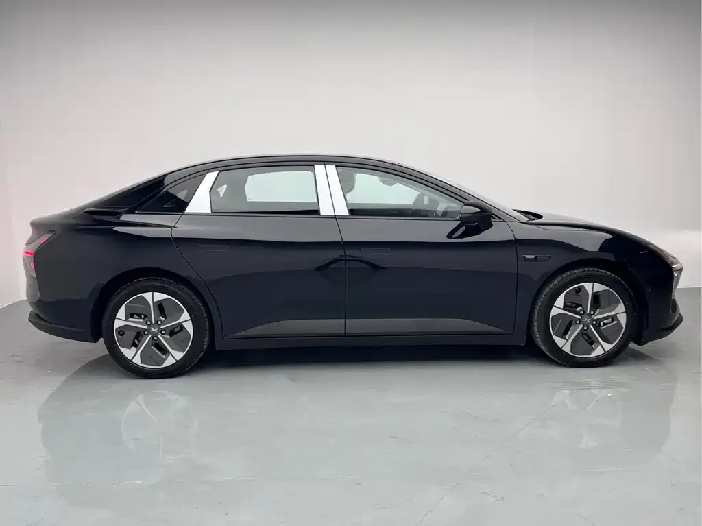 XPeng MONA M03 — фото 9