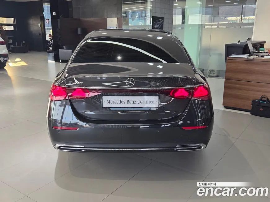 Mercedes-Benz E-Class 2025 из KR, фото 2