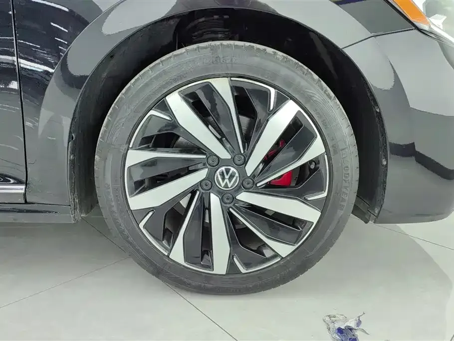 Volkswagen Passat — фото 6