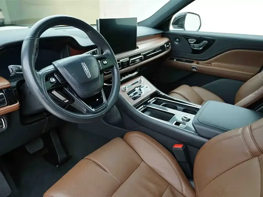 Lincoln Aviator 2021 из CN, фото 9