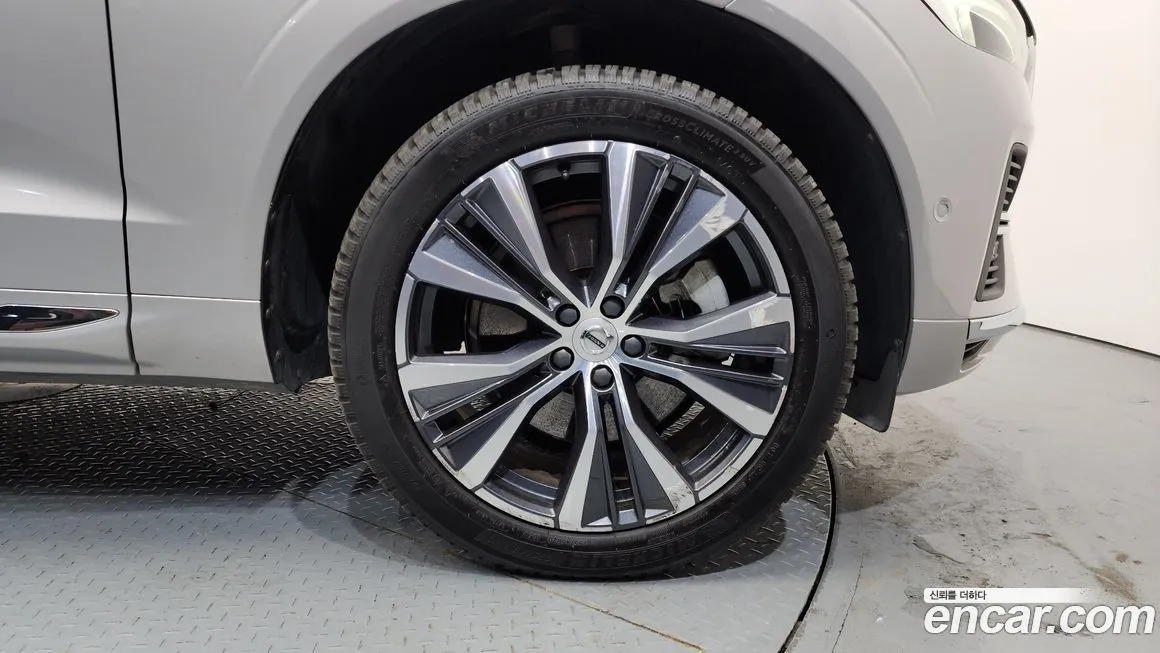 Volvo XC60 2022 из KR, фото 7