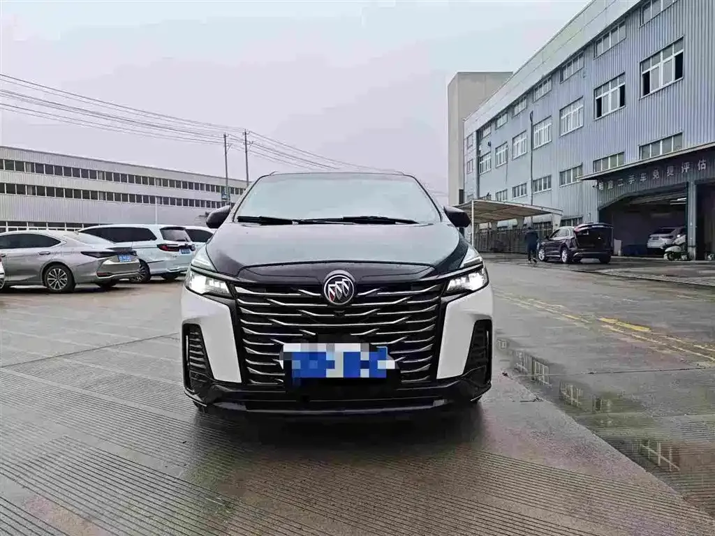 Buick GL8 2023 из CN, фото 8