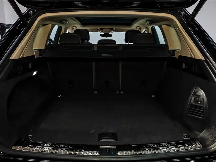 Volkswagen Touareg 2024 из CN, фото 2