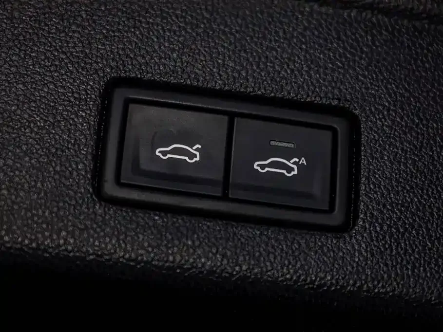 Volkswagen Touareg 2024 из CN, фото 5