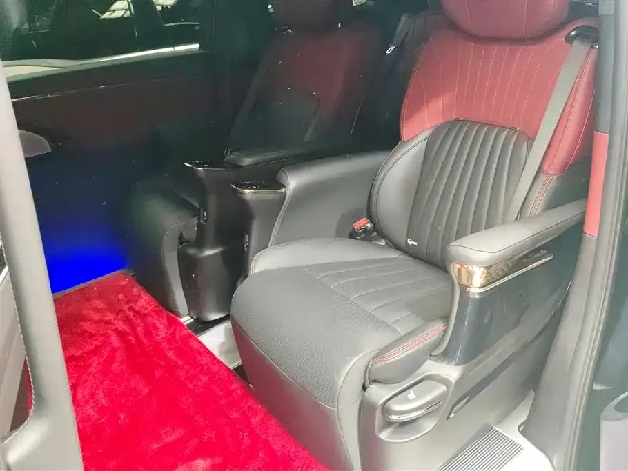 GAC Motor Trumpchi M8 — фото 8