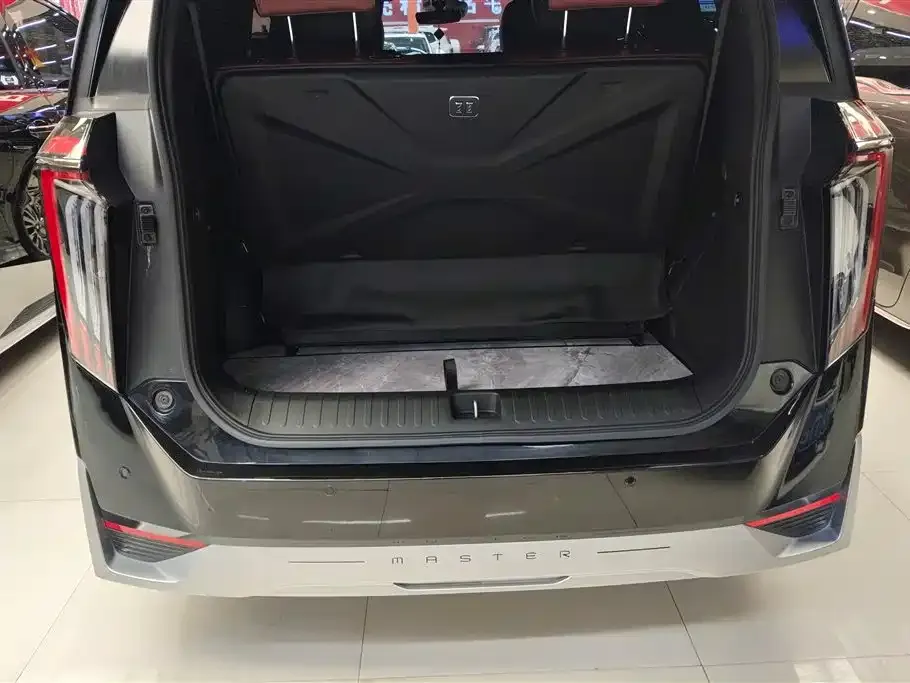 GAC Motor Trumpchi M8 — фото 4