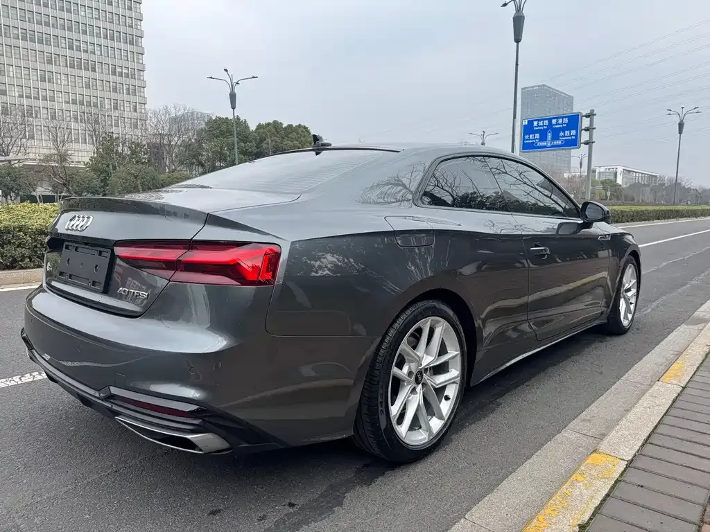 Audi A5 (Import) — фото 9