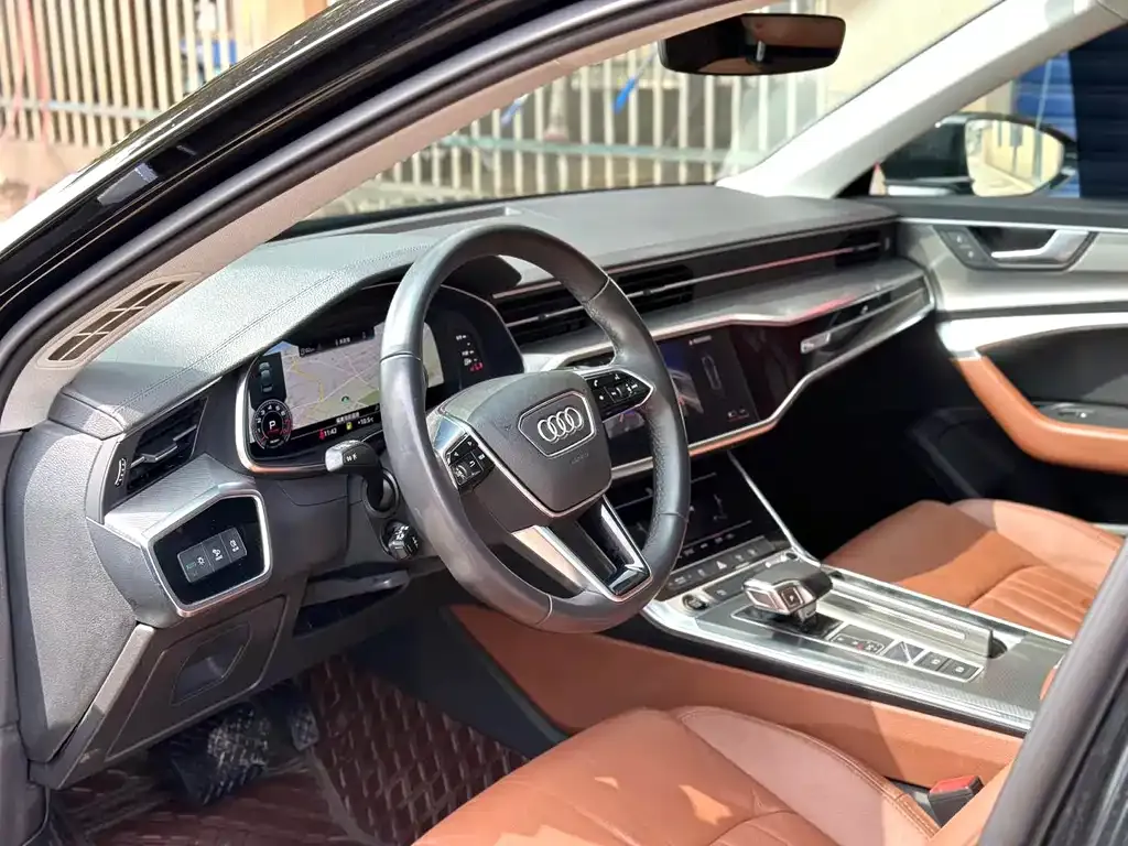 Audi A6L 2022 из CN, фото 2