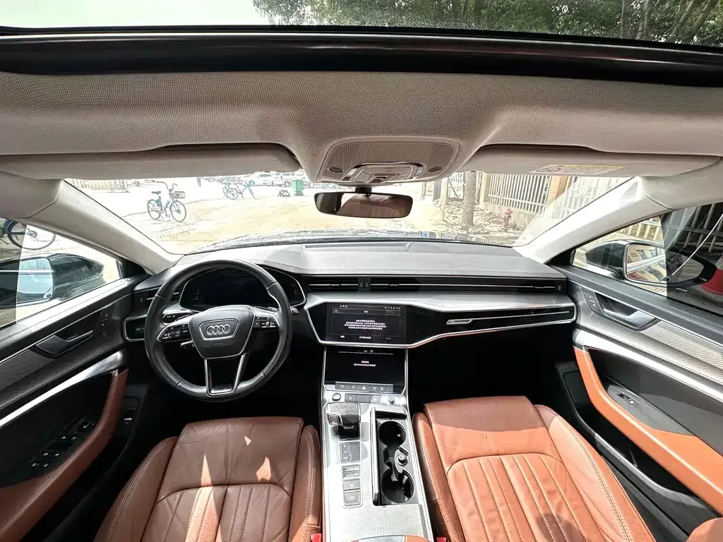 Audi A6L 2022 из CN, фото 7