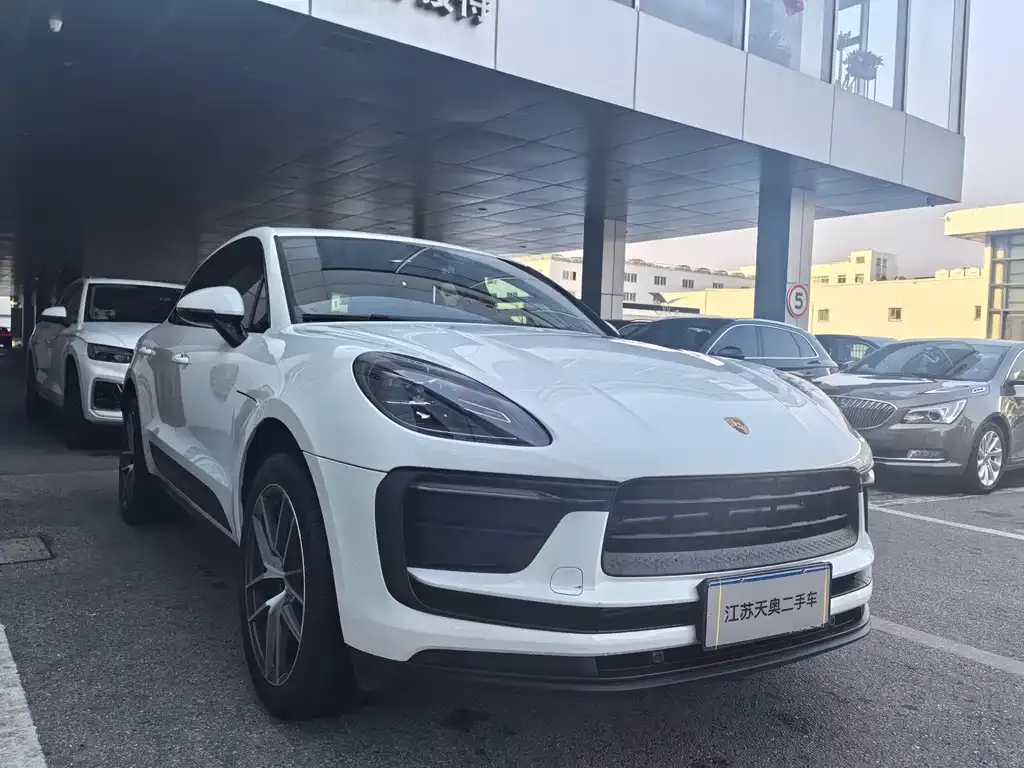 Porsche Macan 2024 из CN, фото 8