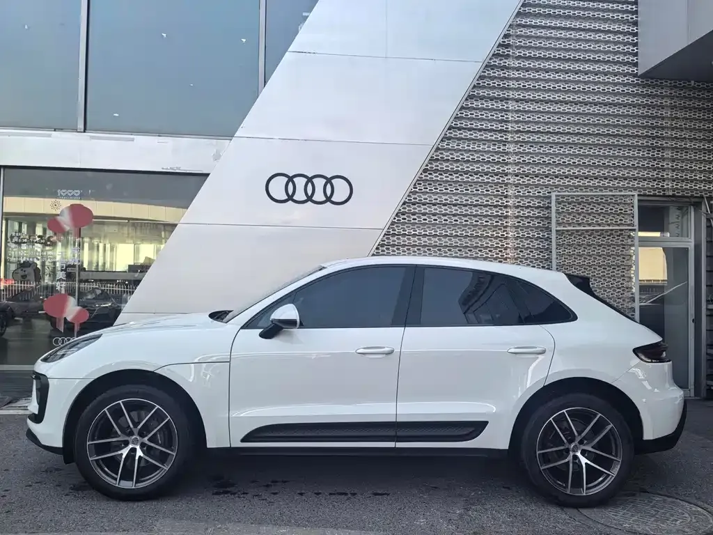 Porsche Macan 2024 из CN, фото 5