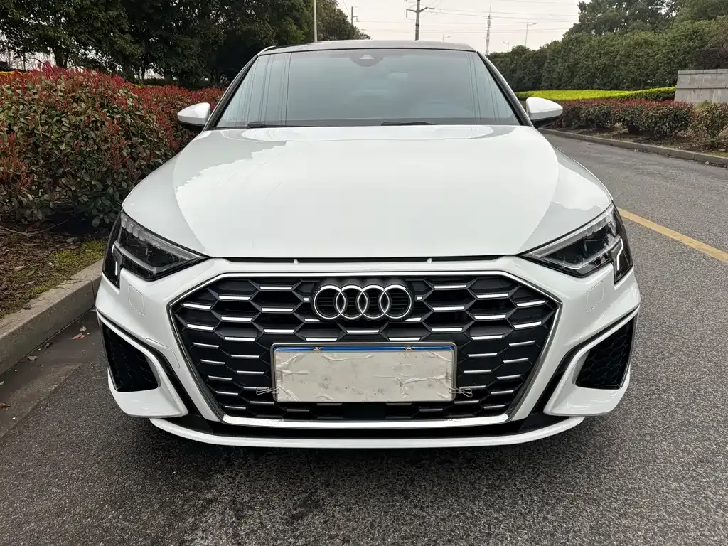 Audi A3 2023 из CN, фото 6