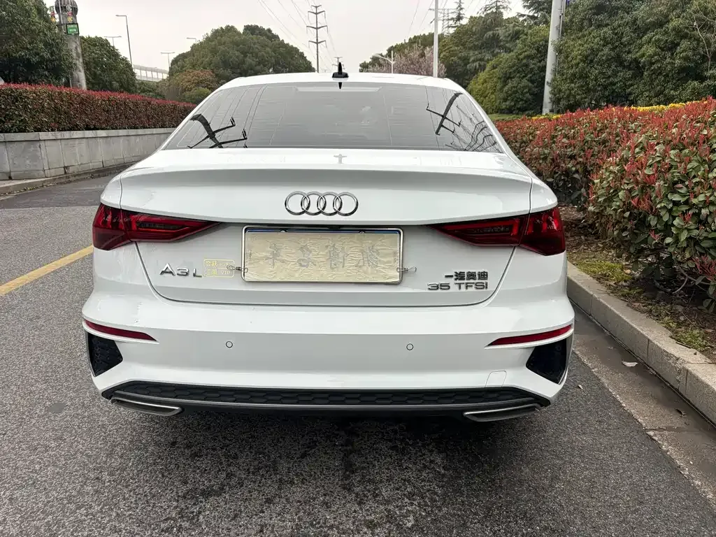 Audi A3 2023 из CN, фото 7