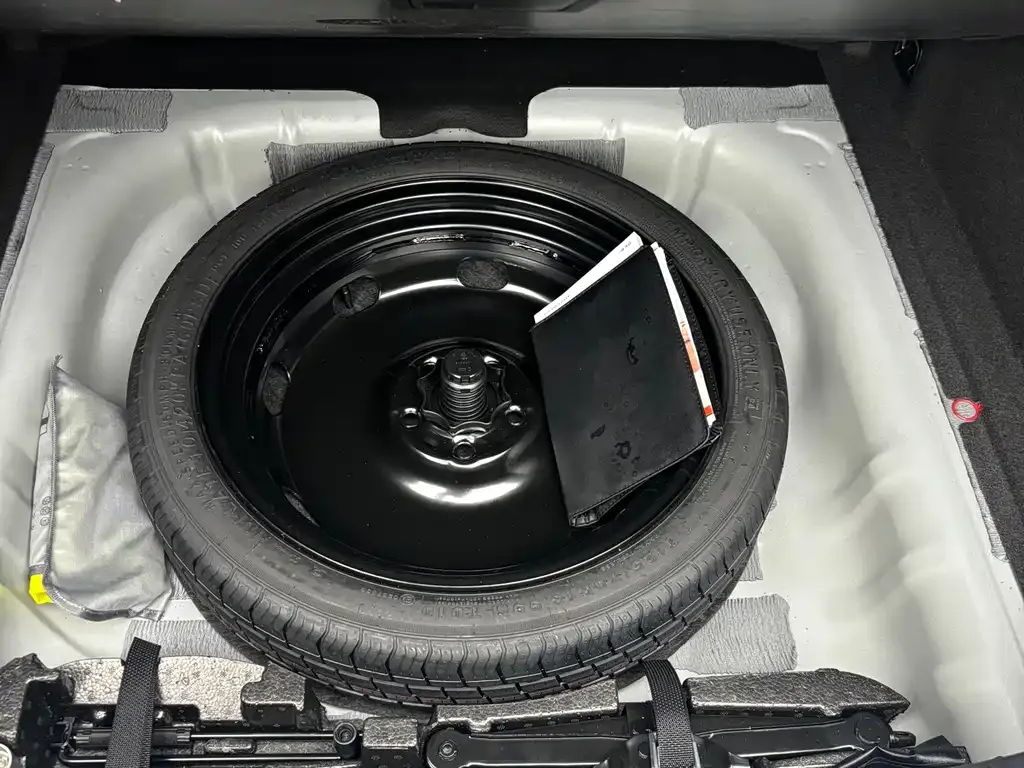 Audi A3 2023 из CN, фото 3