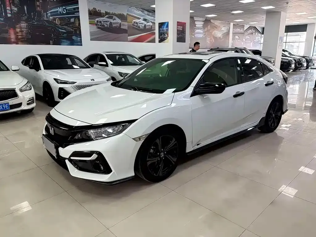 Honda Civic — фото 1