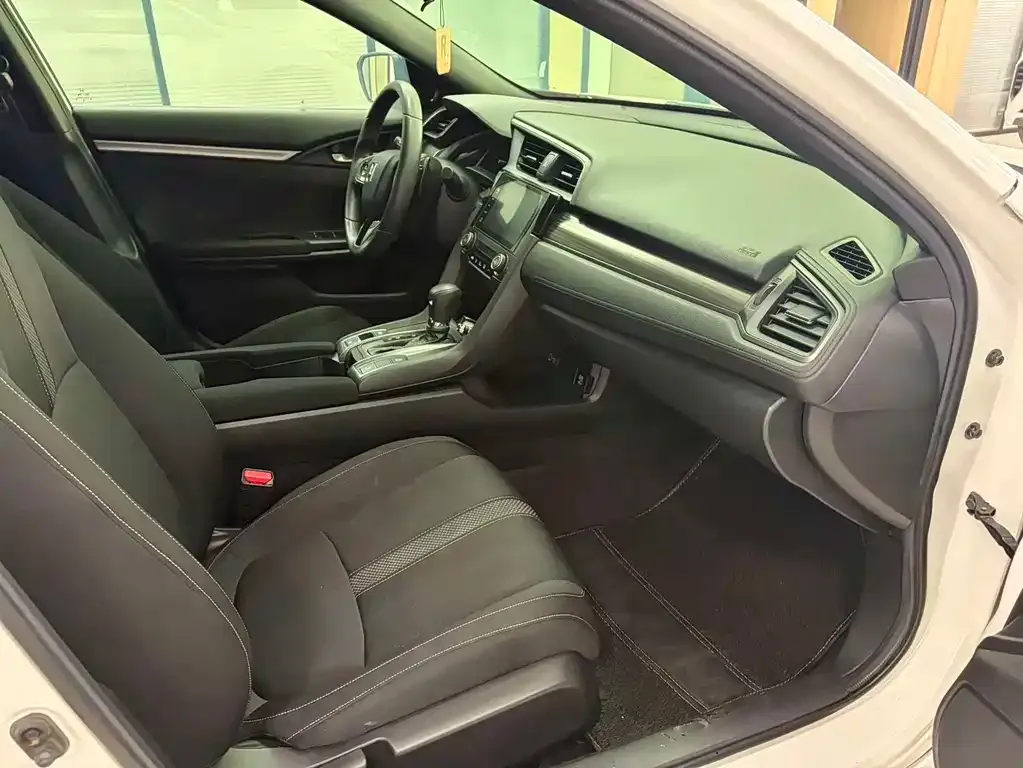 Honda Civic — фото 4