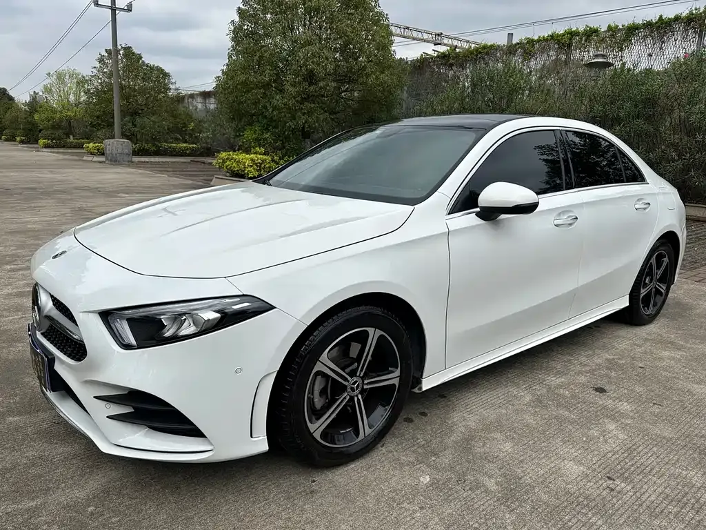 Mercedes-Benz A-Class — фото 10