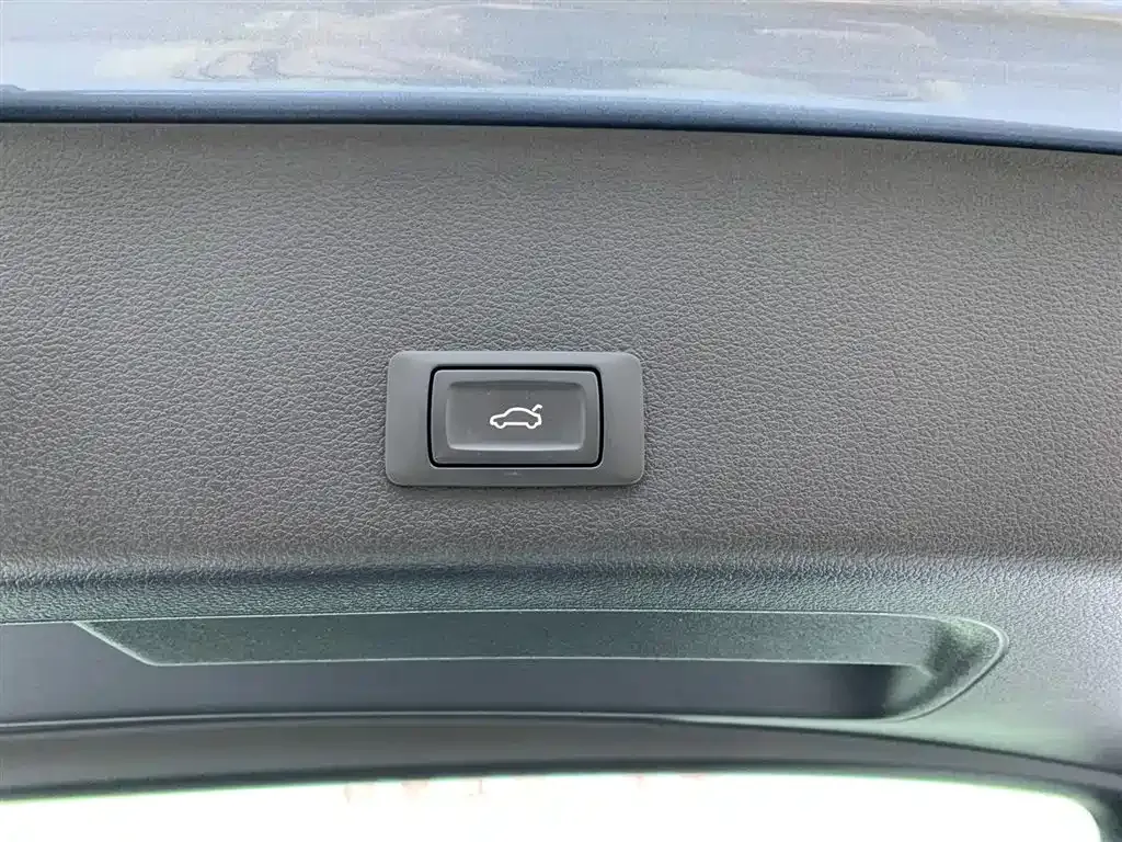 Audi e-tron 2026 из CN, фото 8