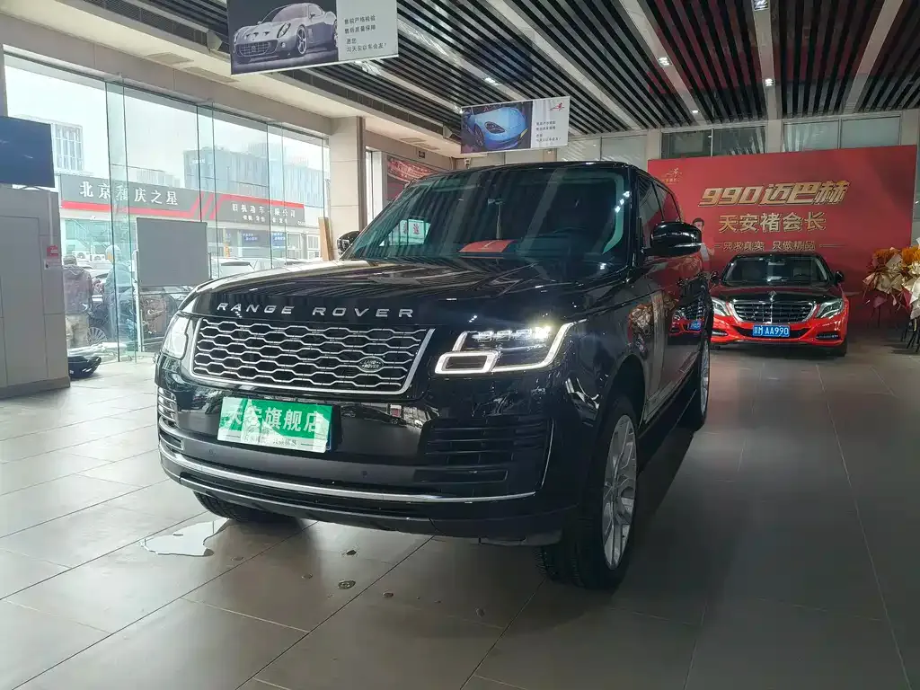 Land Rover Range Rover — фото 1