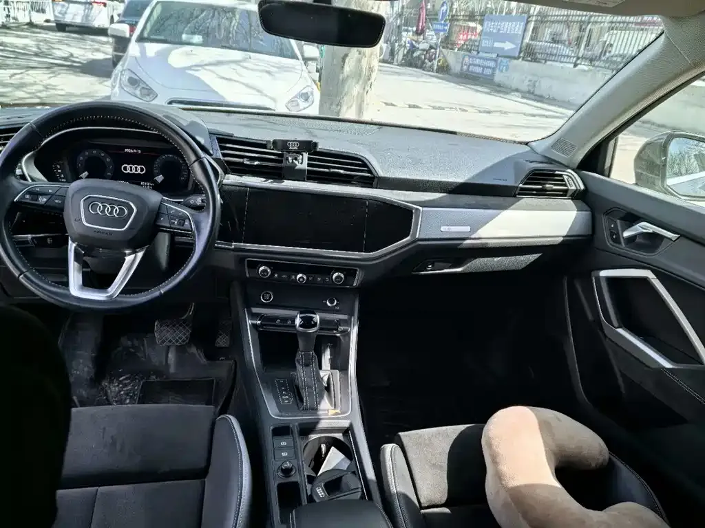 Audi Q3 2021 из CN, фото 4