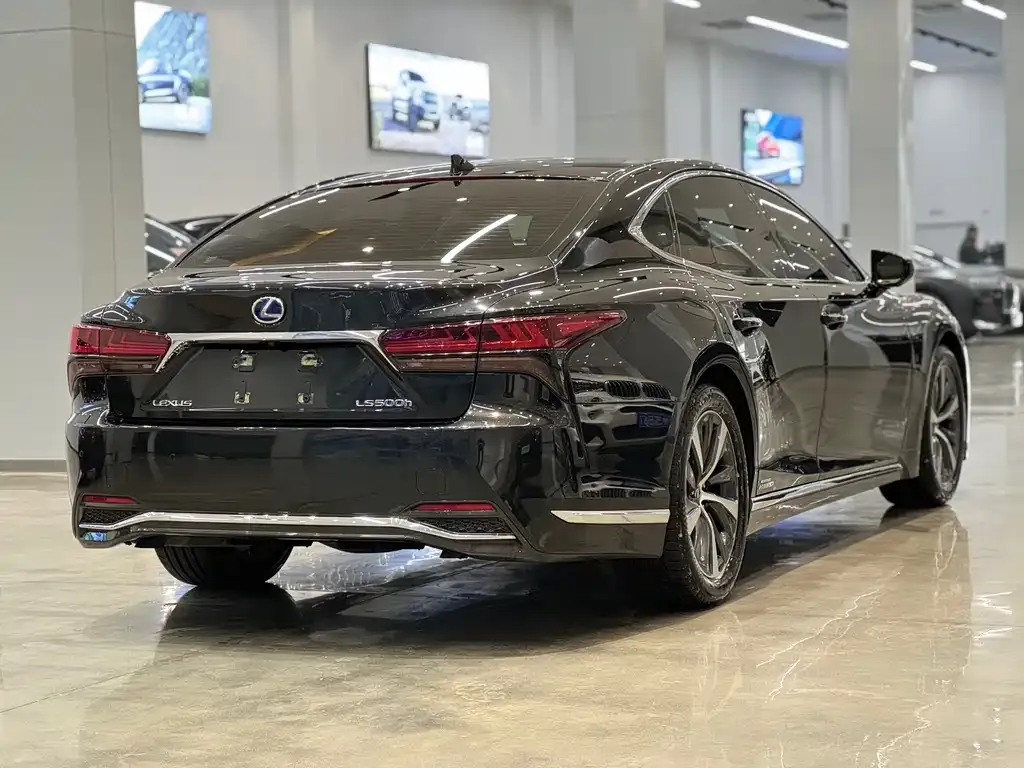 Lexus LS 2021 из CN, фото 8