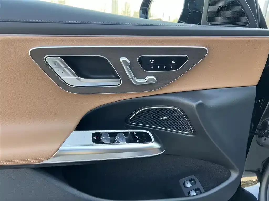 Mercedes-Benz E-Class New Energy — фото 3