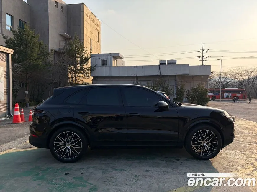 Porsche Cayenne 2026 из KR, фото 7