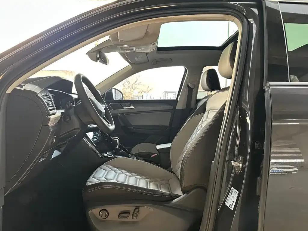 Volkswagen Tayron 2023 из CN, фото 2