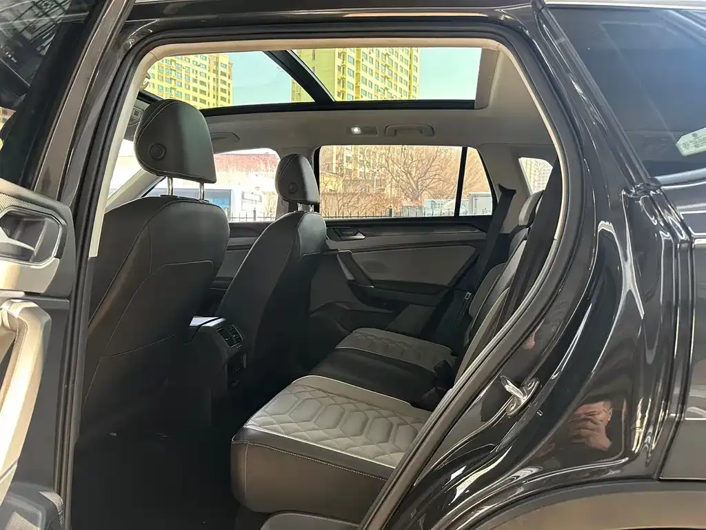 Volkswagen Tayron 2023 из CN, фото 5