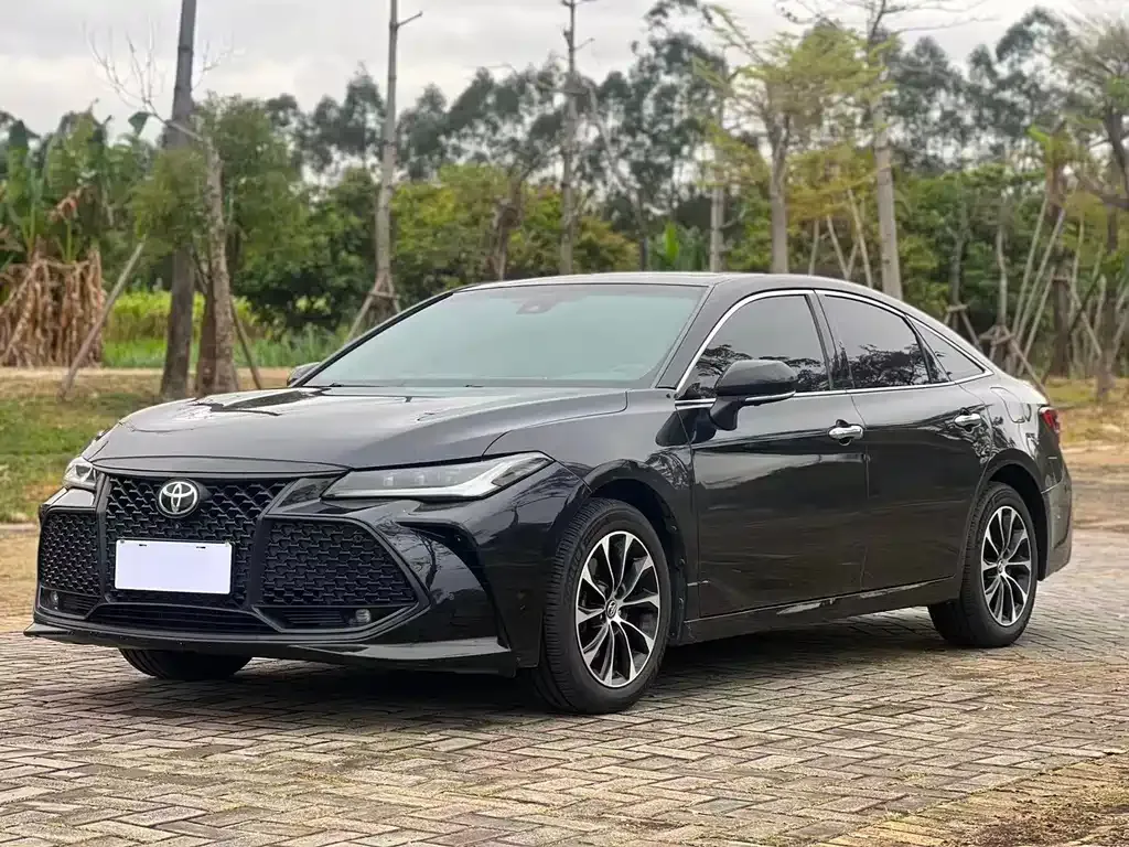 Toyota Avalon 2022 из CN, фото 1