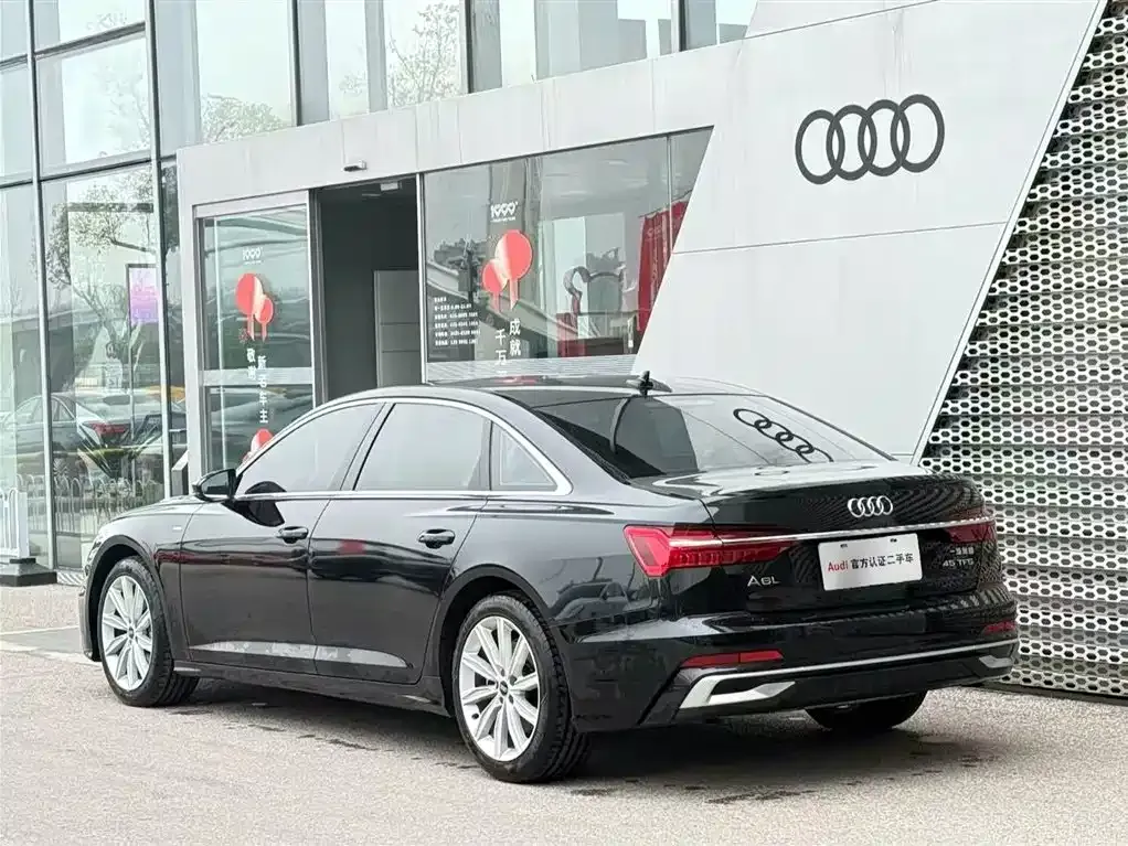 Audi A6L 2023 из CN, фото 10