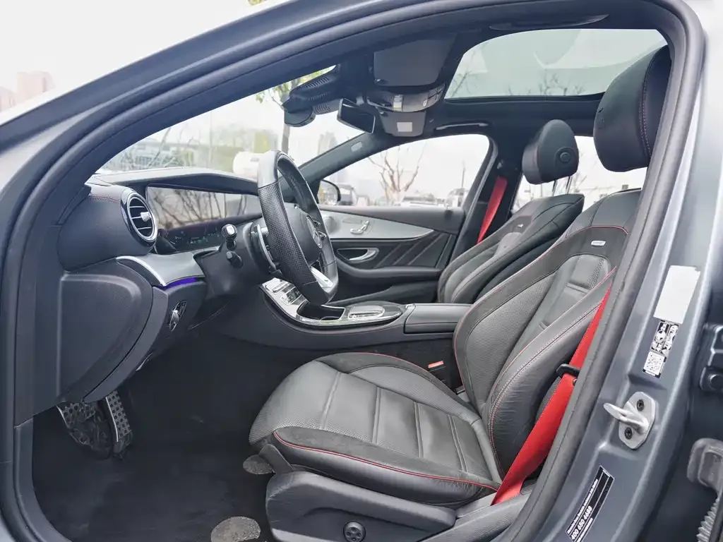 Mercedes-Benz E-Class AMG 2022 из CN, фото 2