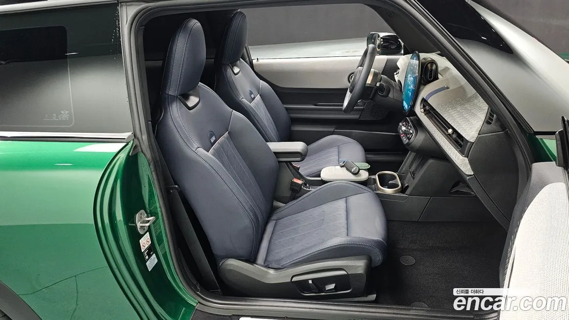Mini Cooper 2025 из KR, фото 8