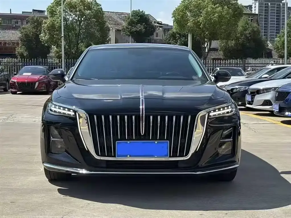 Hongqi H5 — фото 2