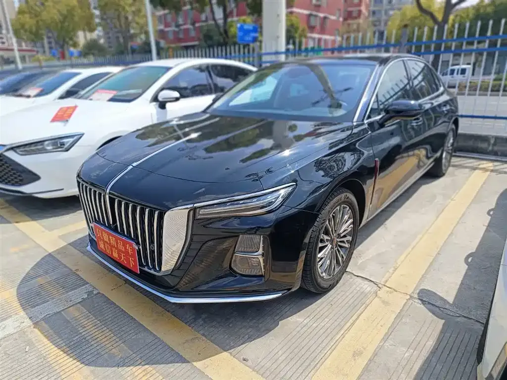Hongqi H5 — фото 6