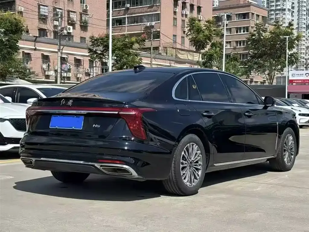 Hongqi H5 — фото 4