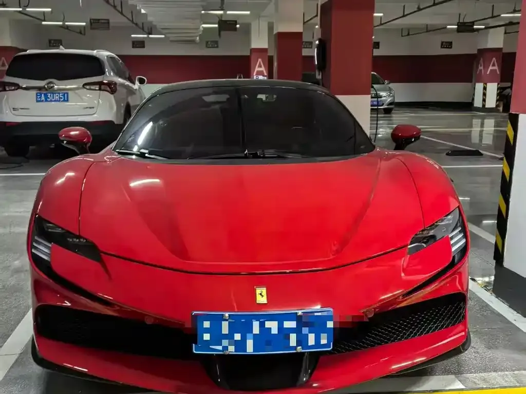 Ferrari SF90 2023 из CN, фото 1