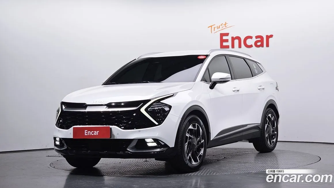 Kia Sportage — фото 1