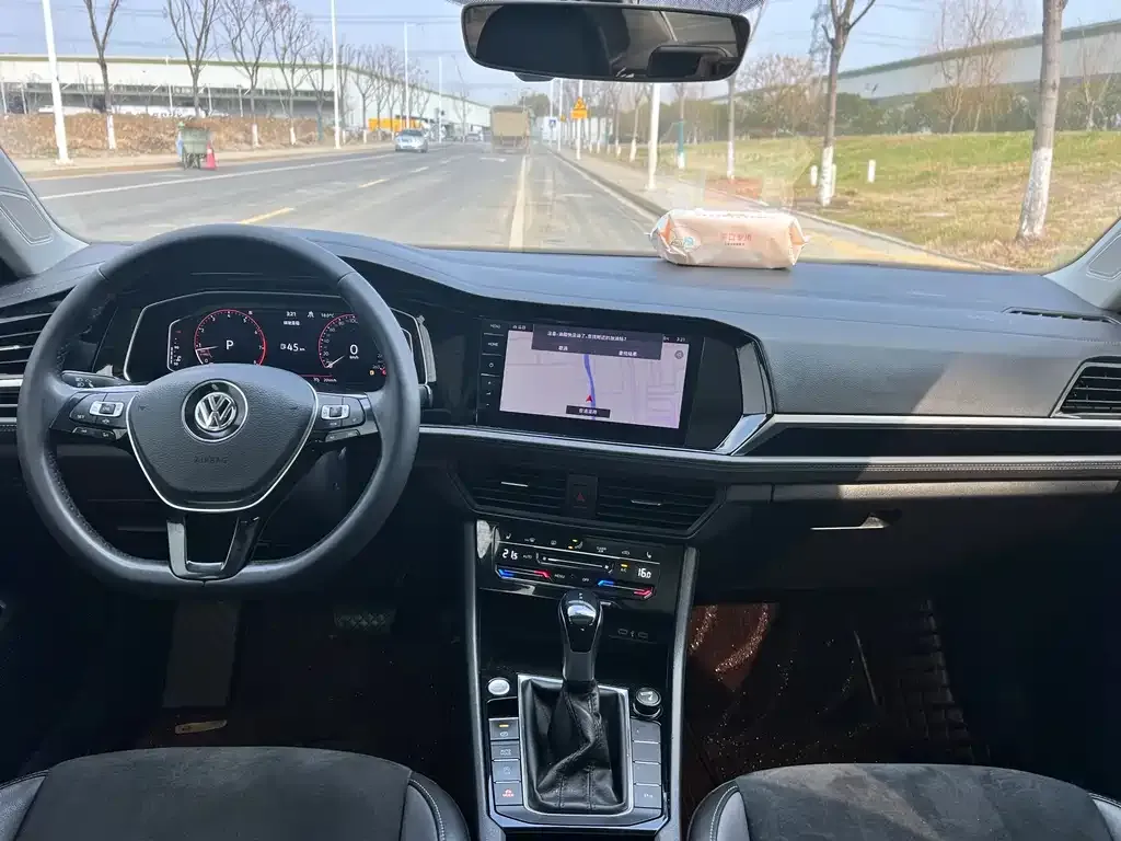 Volkswagen Sagitar 2021 из CN, фото 2