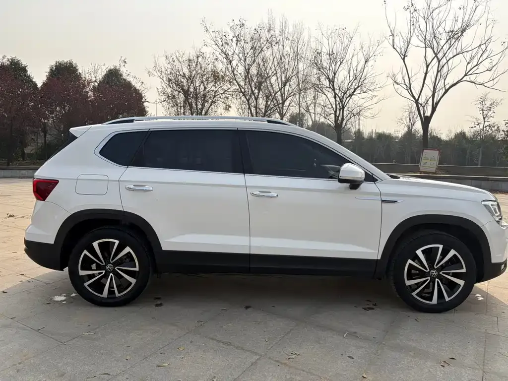 Volkswagen Tharu 2022 из CN, фото 6