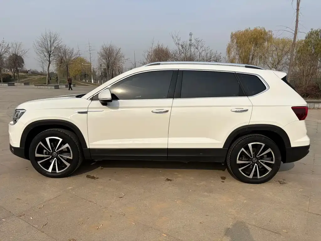 Volkswagen Tharu 2022 из CN, фото 4