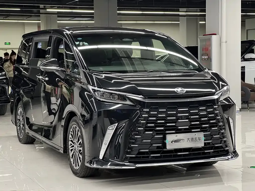 Lexus LM 2023 из CN, фото 3