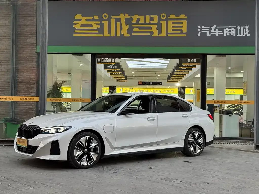 BMW i3 2024 из CN, фото 1