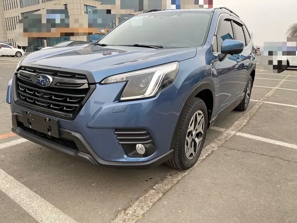 Subaru Forester 2022 из CN, фото 1