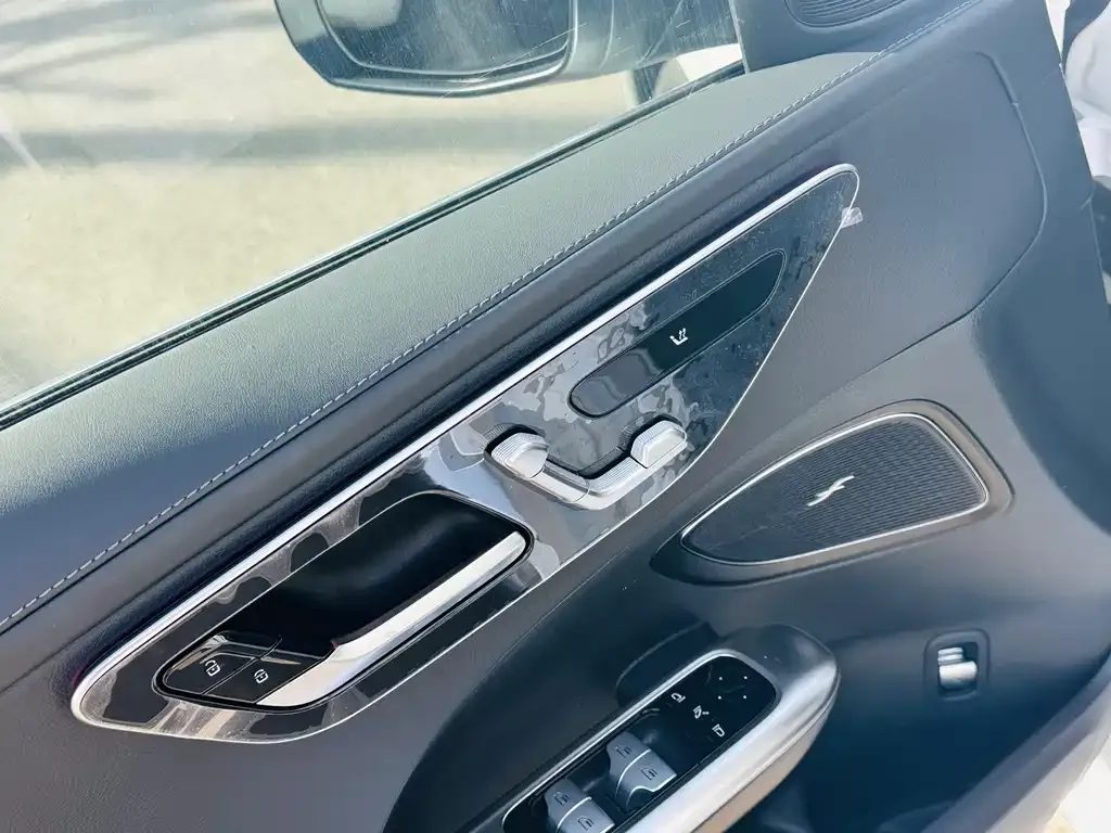 Mercedes-Benz C-Class 2023 из CN, фото 4