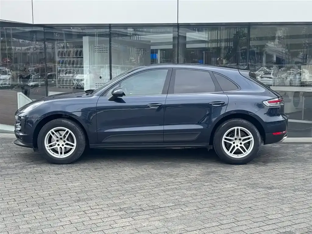 Porsche Macan — фото 5