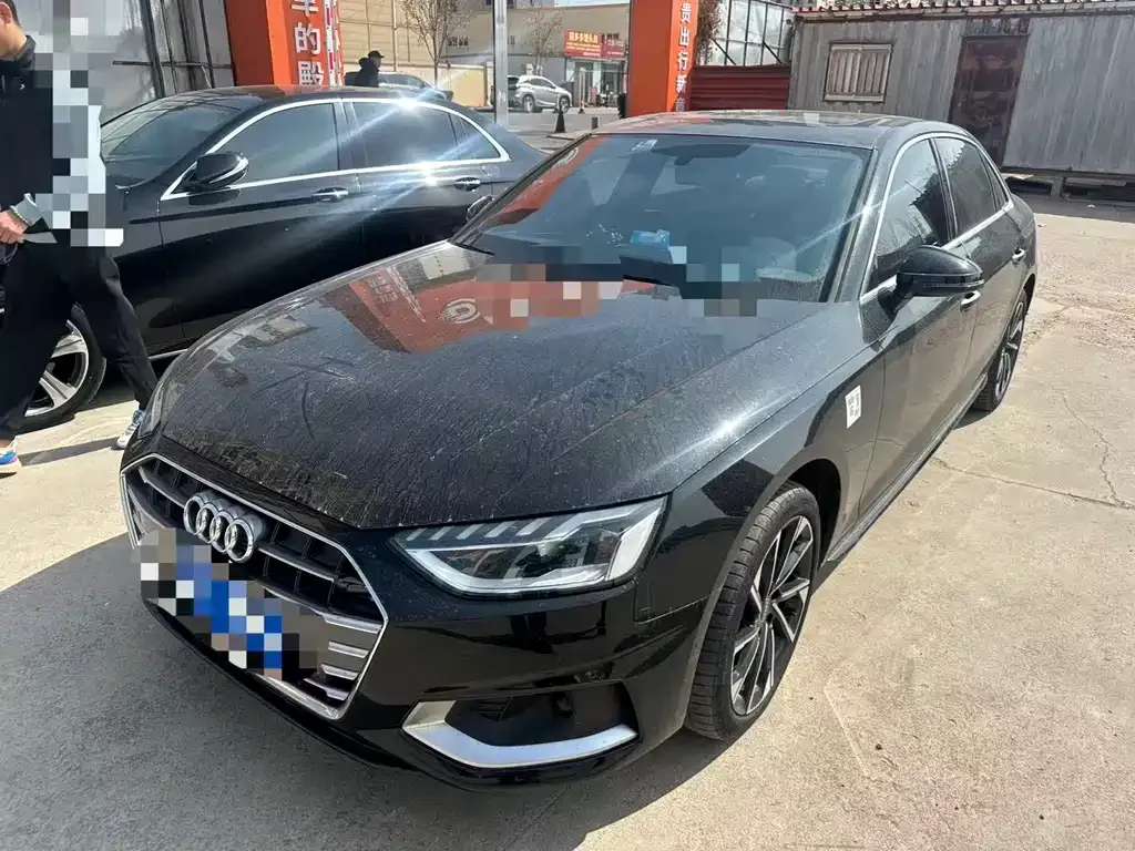 Audi A4L 2022 из CN, фото 1